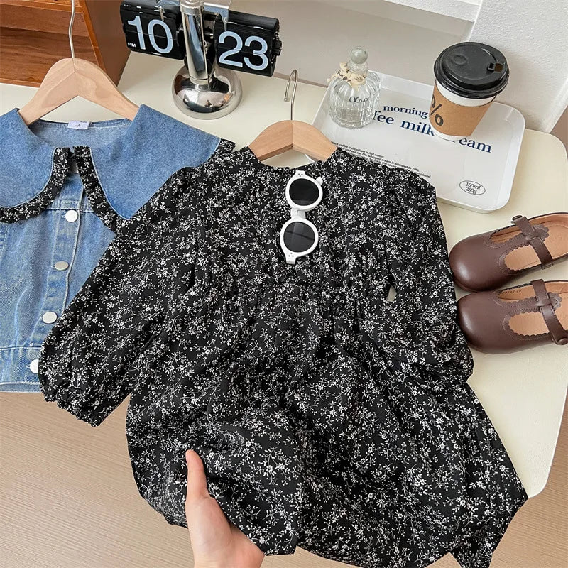 Enchanted Blossom™ - Spijkerjas in combinatie met jurk 